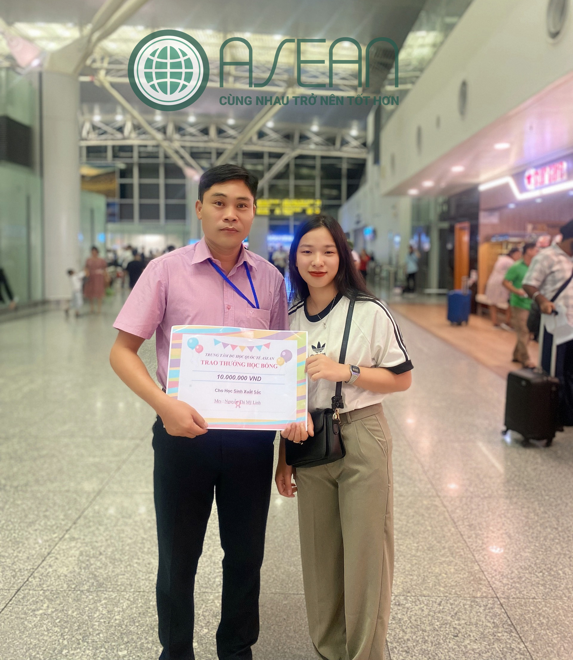 TRAO TẶNG HỌC BỔNG CHO HỌC VIÊN XUẤT SẮC KỲ THÁNG 9/2023